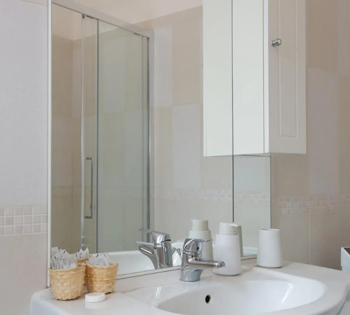Sciesa Apartment - New Exclusive Home Milano
